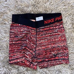 Nike pros size small